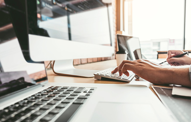 歯科医院専用Webサイト制作